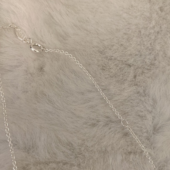 Disney Minnie Mouse Necklace - Picture 5 of 9